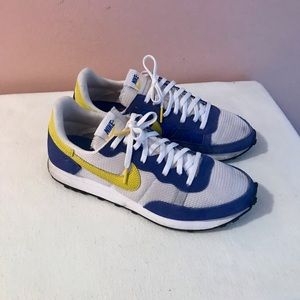 NIKE  MEN’S CHALLENGER